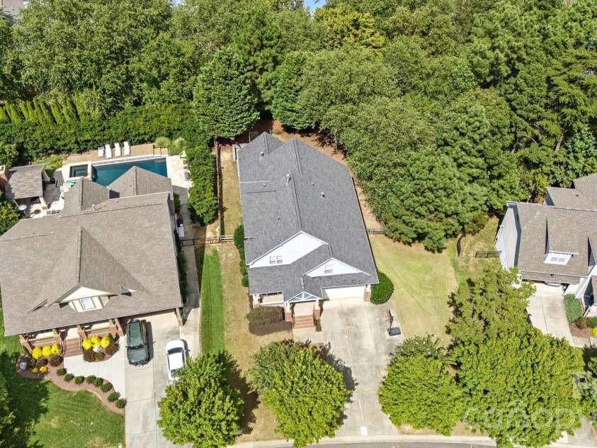 342 Shoreline Parkway, Tega Cay, SC 29708.  MLS# CAR4380050, YatesRealty ID 30261. 