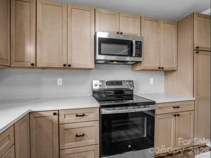2917 Poplar Circle, Shelby, NC 28152.  MLS# CAR4391311, YatesRealty ID 30262. 