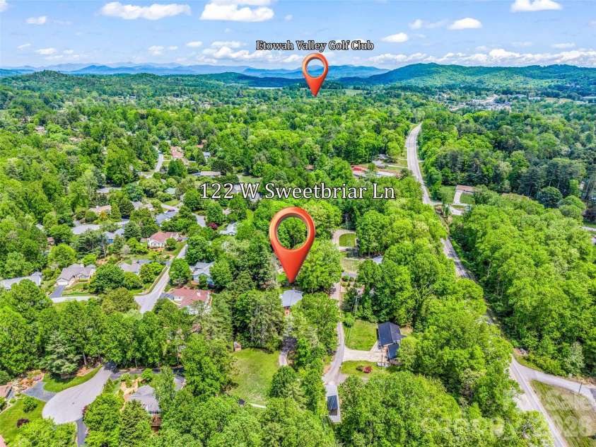 122 Sweetbriar Lane, Etowah, NC 28729.  MLS# CAR4372577, YatesRealty ID 30263. 