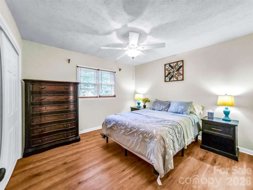 122 Sweetbriar Lane, Etowah, NC 28729.  MLS# CAR4372577, YatesRealty ID 30263. 