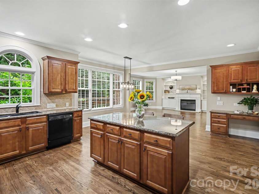 7518 Meadowgate Lane, Marvin, NC 28173.  MLS# CAR4385632, YatesRealty ID 30264. 