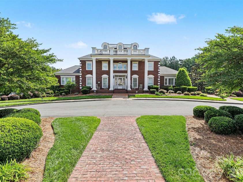 7518 Meadowgate Lane, Marvin, NC 28173.  MLS# CAR4385632, YatesRealty ID 30264. Clubhouse