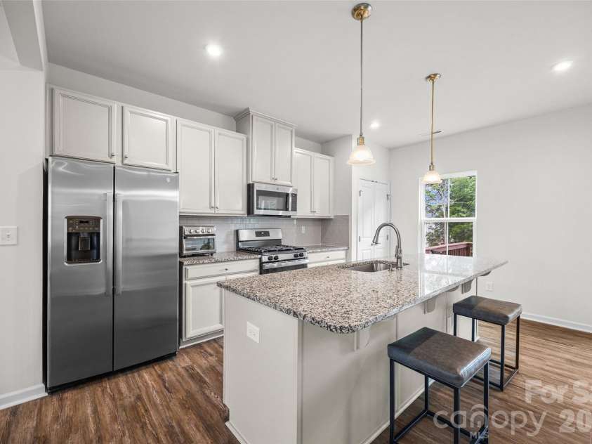 2605 Grantham Place Drive, Fort Mill, SC 29715.  MLS# CAR4382900, YatesRealty ID 30265. 