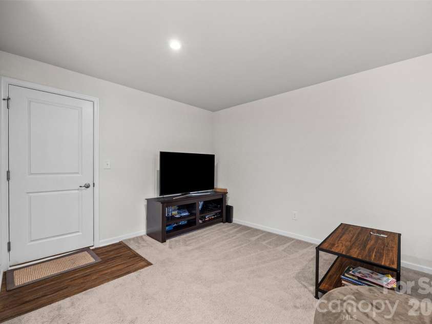 2605 Grantham Place Drive, Fort Mill, SC 29715.  MLS# CAR4382900, YatesRealty ID 30265. 