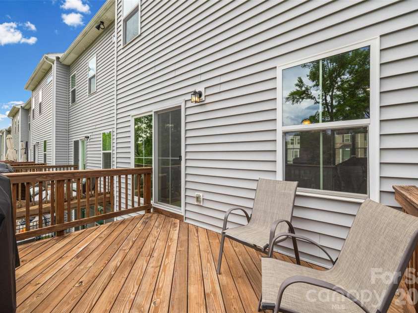 2605 Grantham Place Drive, Fort Mill, SC 29715.  MLS# CAR4382900, YatesRealty ID 30265. 