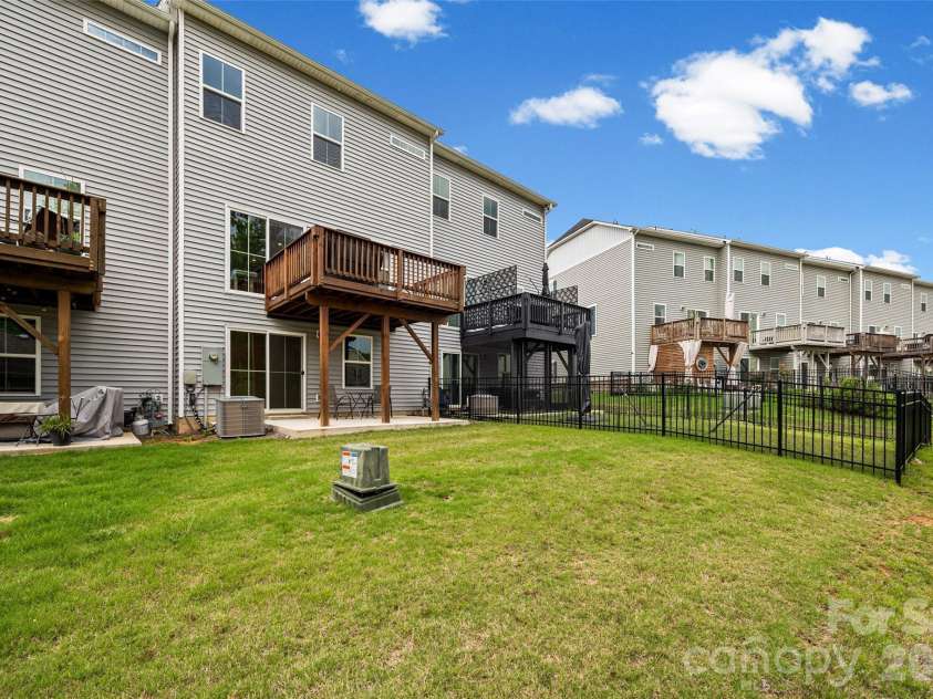 2605 Grantham Place Drive, Fort Mill, SC 29715.  MLS# CAR4382900, YatesRealty ID 30265. 