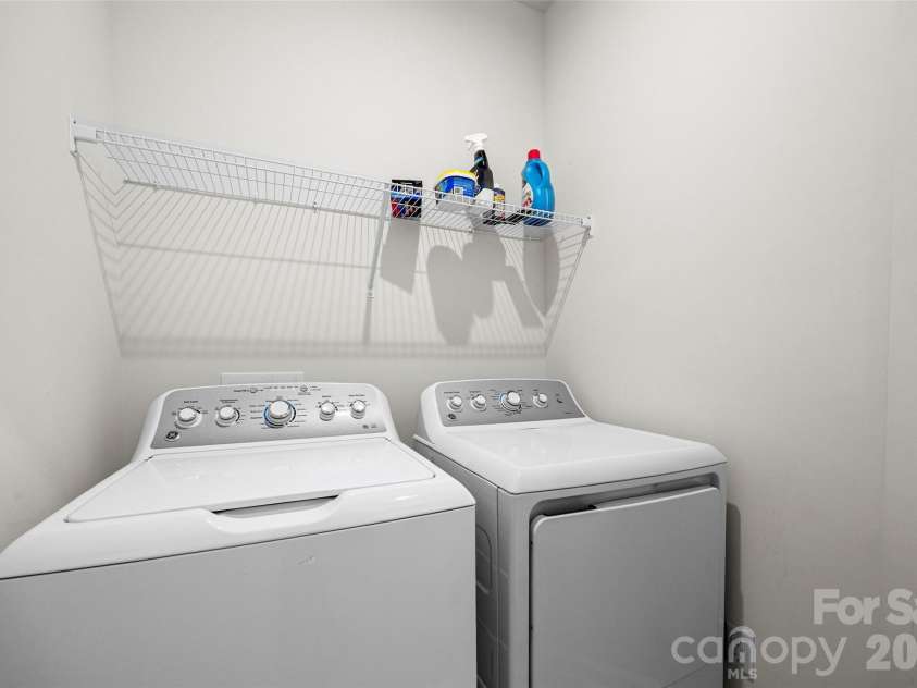2605 Grantham Place Drive, Fort Mill, SC 29715.  MLS# CAR4382900, YatesRealty ID 30265. Laundry