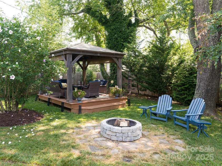 206 Pinner Road, Arden, NC 28704.  MLS# CAR4276364, YatesRealty ID 30266. Inviting pavilion, perfect for morning coffee, reading a book or an evening glass of wine