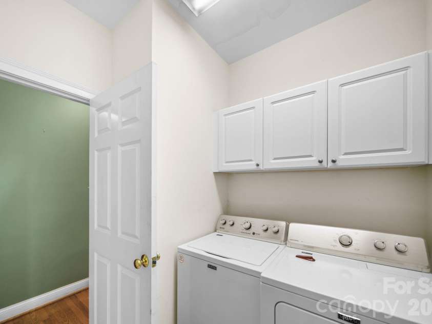 8106 Acton Court, Mint Hill, NC 28227.  MLS# CAR4383973, YatesRealty ID 30266. 