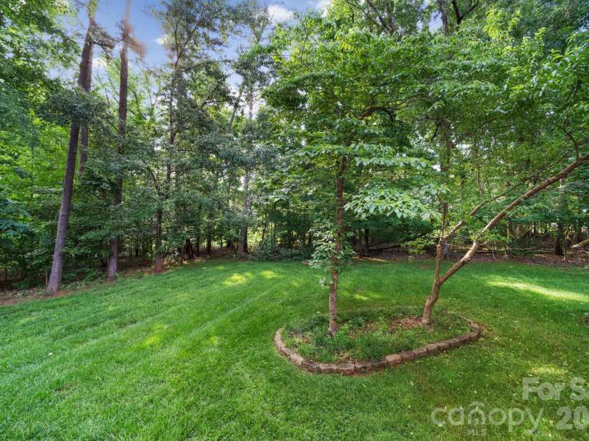 8106 Acton Court, Mint Hill, NC 28227.  MLS# CAR4383973, YatesRealty ID 30266. 