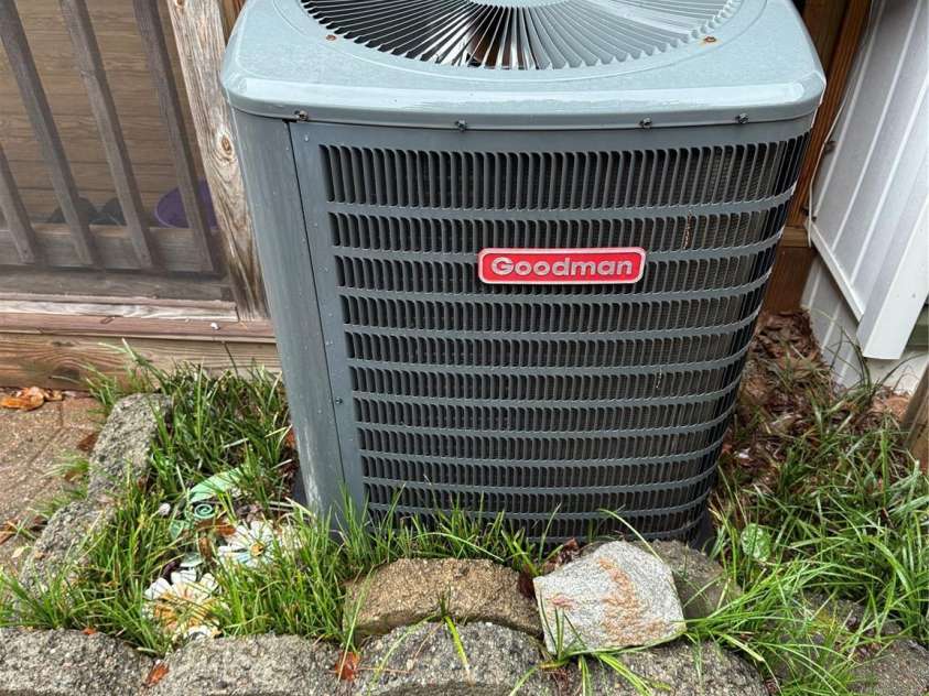 297/299 Lake Tillery Trail, Mount Gilead, NC 27306.  MLS# CAR4288967, YatesRealty ID 30267. 