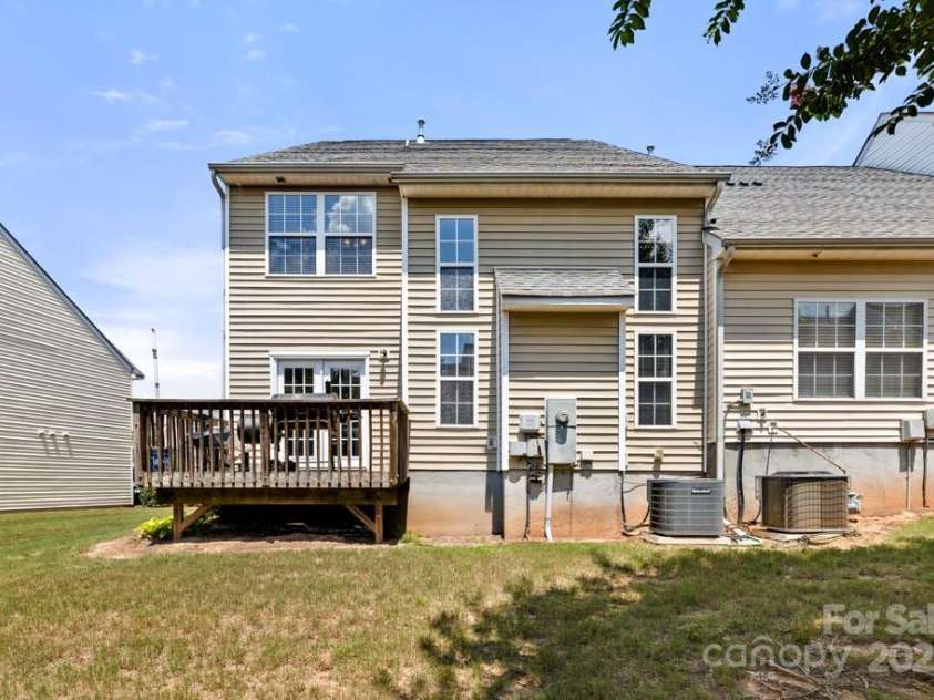 4520 Buckskin Court, Fort Mill, SC 29707.  MLS# CAR4287864, YatesRealty ID 30268. 