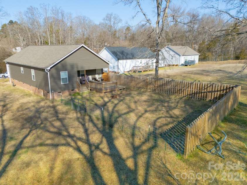 15 Hill Street, York, SC 29745.  MLS# CAR4344486, YatesRealty ID 30269. 