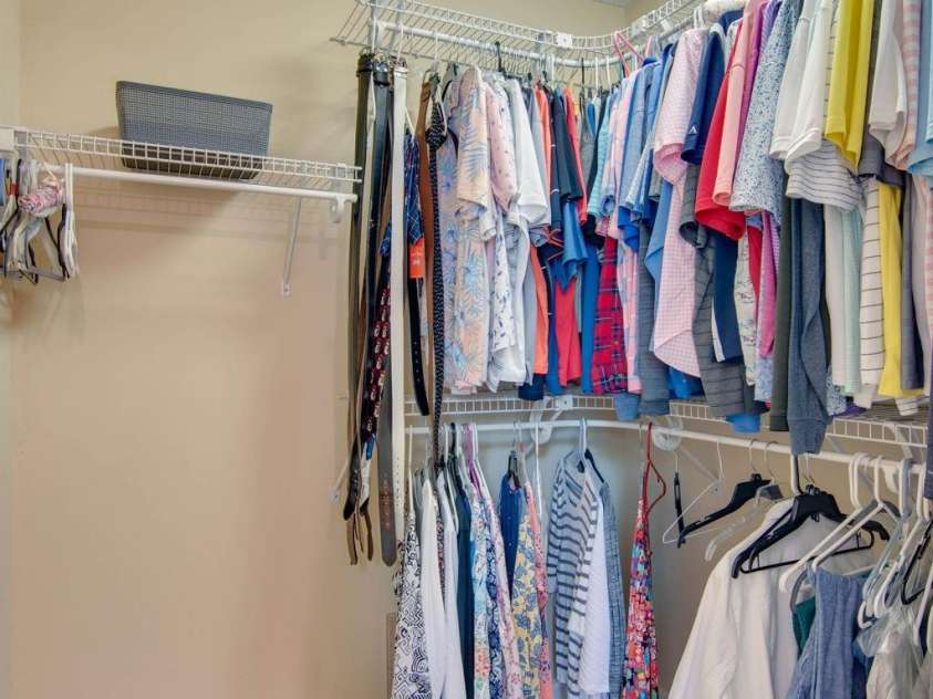 3720 25th Street Place, Hickory, NC 28601.  MLS# CAR4284382, YatesRealty ID 30270. Walk in Closet Primary