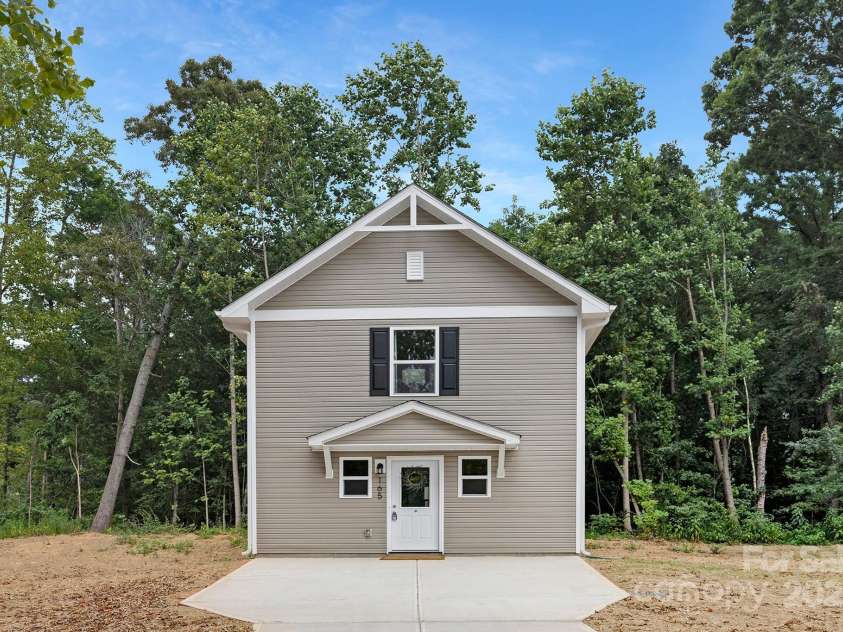 165 Dry Dock Loop, Mooresville, NC 28117.  MLS# CAR4287619, YatesRealty ID 30272. 