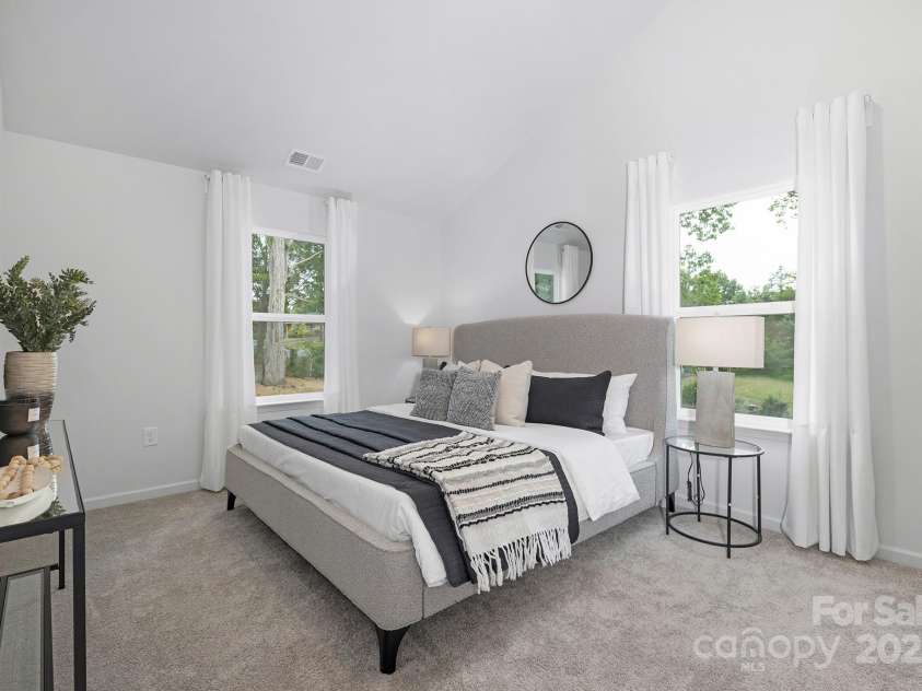 165 Dry Dock Loop, Mooresville, NC 28117.  MLS# CAR4287619, YatesRealty ID 30272. 