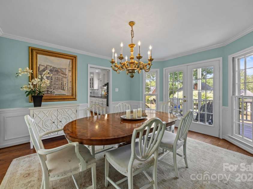 7800 Quail Hill Road, Charlotte, NC 28210.  MLS# CAR4285978, YatesRealty ID 30275. 