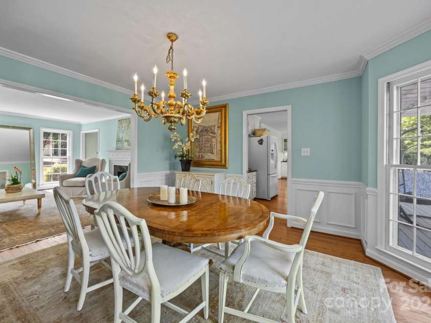 7800 Quail Hill Road, Charlotte, NC 28210.  MLS# CAR4285978, YatesRealty ID 30275. 