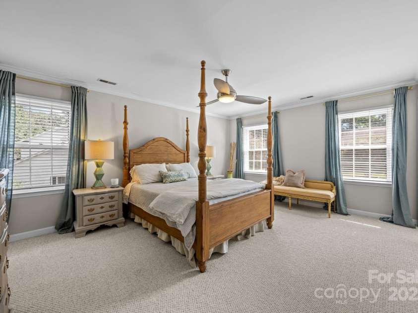 7800 Quail Hill Road, Charlotte, NC 28210.  MLS# CAR4285978, YatesRealty ID 30275. 
