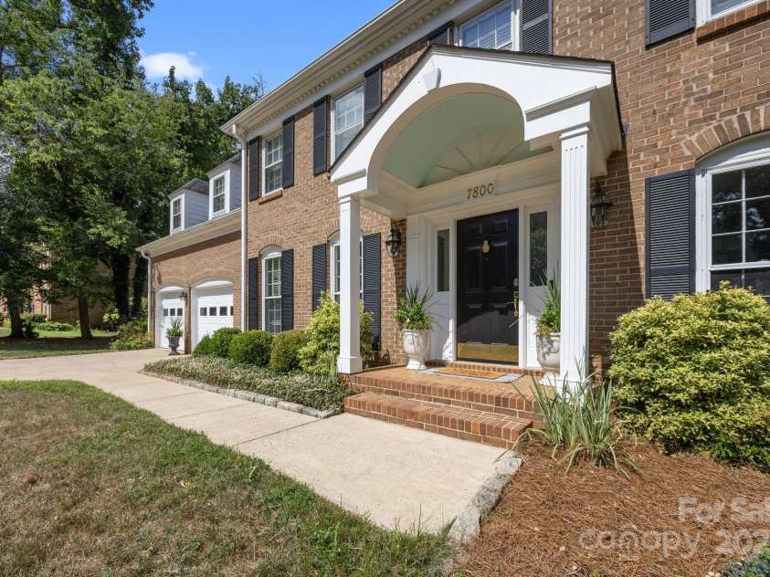 7800 Quail Hill Road, Charlotte, NC 28210.  MLS# CAR4285978, YatesRealty ID 30275. 