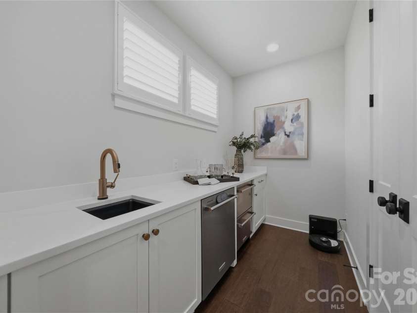 9512 Pacing Lane, Concord, NC 28027.  MLS# CAR4390783, YatesRealty ID 30276. 