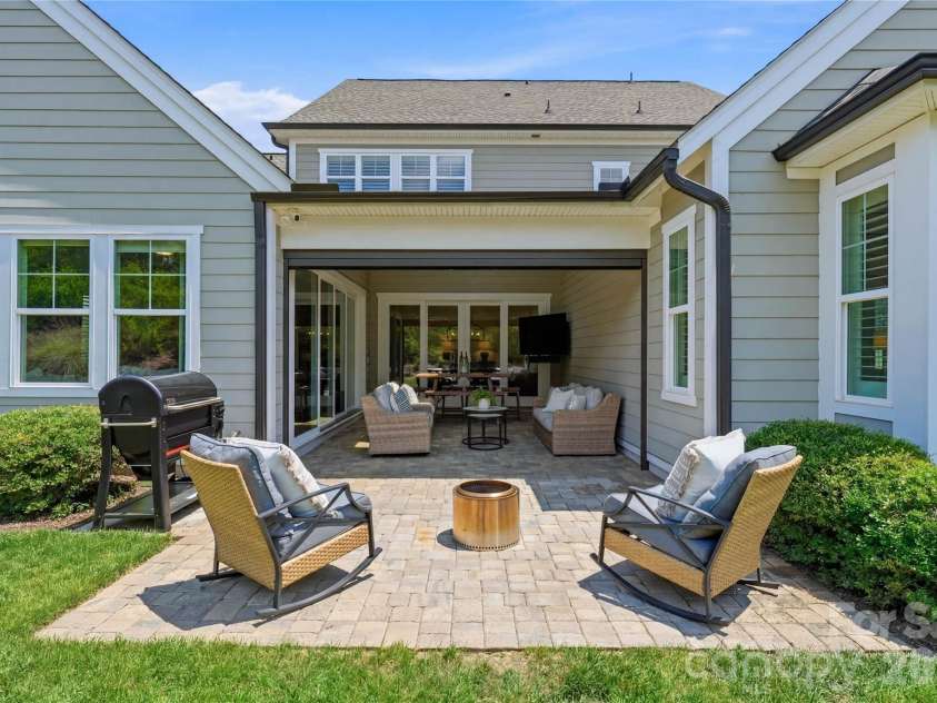 9512 Pacing Lane, Concord, NC 28027.  MLS# CAR4390783, YatesRealty ID 30276. 