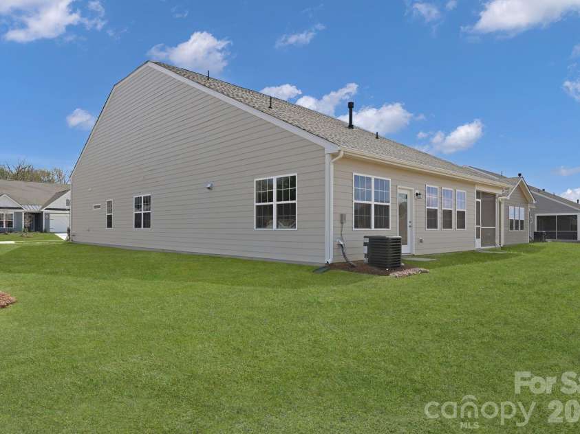 5475 Redbud Road, Lancaster, SC 29720.  MLS# CAR4357127, YatesRealty ID 30277. 