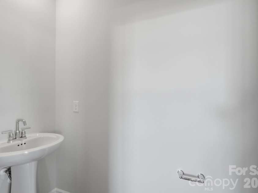 5475 Redbud Road, Lancaster, SC 29720.  MLS# CAR4357127, YatesRealty ID 30277. 