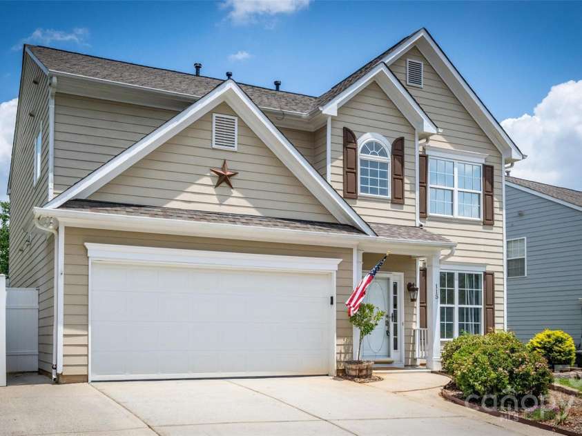 115 Morrocroft Lane, Mooresville, NC 28117.  MLS# CAR4272776, YatesRealty ID 30278. 