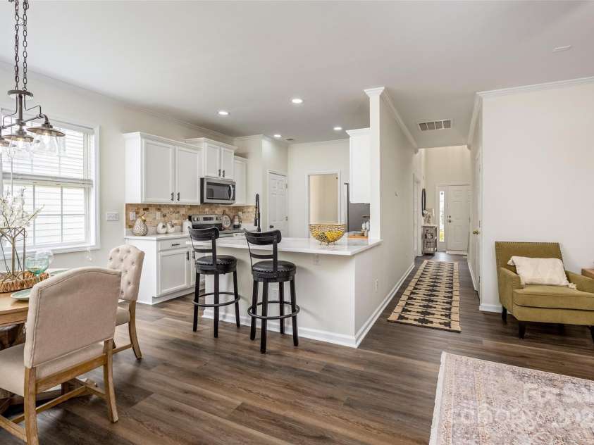 115 Morrocroft Lane, Mooresville, NC 28117.  MLS# CAR4272776, YatesRealty ID 30278. 