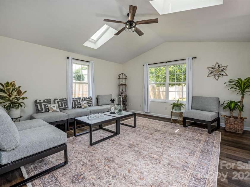 115 Morrocroft Lane, Mooresville, NC 28117.  MLS# CAR4272776, YatesRealty ID 30278. 