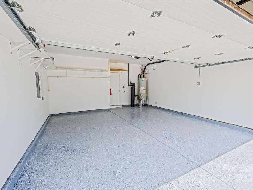 115 Morrocroft Lane, Mooresville, NC 28117.  MLS# CAR4272776, YatesRealty ID 30278. 