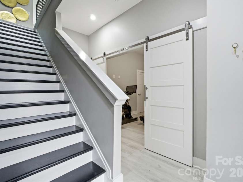 2712 Youngblood Street, Charlotte, NC 28203.  MLS# CAR4328236, YatesRealty ID 3028. 