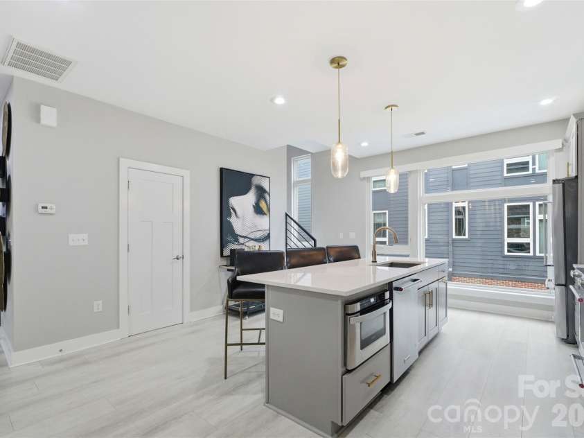 2712 Youngblood Street, Charlotte, NC 28203.  MLS# CAR4328236, YatesRealty ID 3028. 