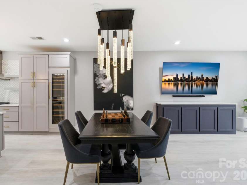 2712 Youngblood Street, Charlotte, NC 28203.  MLS# CAR4328236, YatesRealty ID 3028. 