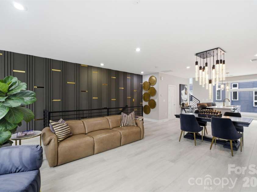 2712 Youngblood Street, Charlotte, NC 28203.  MLS# CAR4328236, YatesRealty ID 3028. 