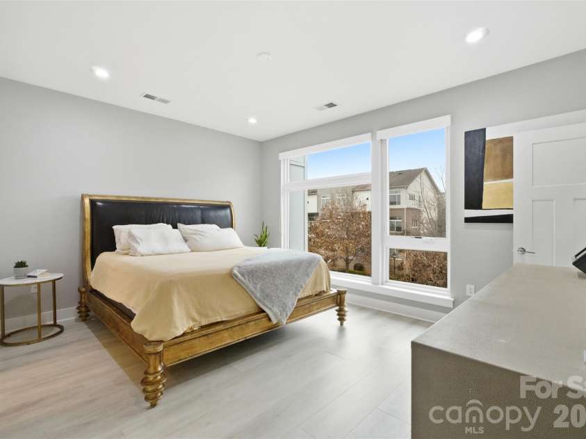 2712 Youngblood Street, Charlotte, NC 28203.  MLS# CAR4328236, YatesRealty ID 3028. 