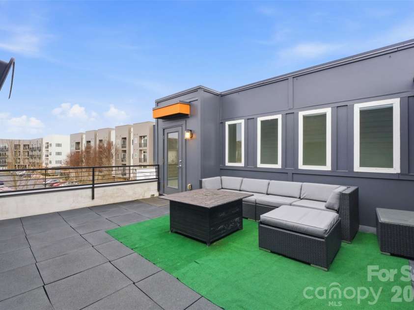 2712 Youngblood Street, Charlotte, NC 28203.  MLS# CAR4328236, YatesRealty ID 3028. 