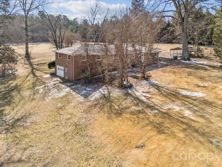 9525 Brief Road, Charlotte, NC 28227.  MLS# CAR4344624, YatesRealty ID 3028. 