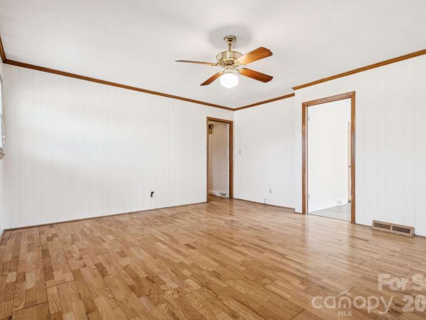 9525 Brief Road, Charlotte, NC 28227.  MLS# CAR4344624, YatesRealty ID 3028. 
