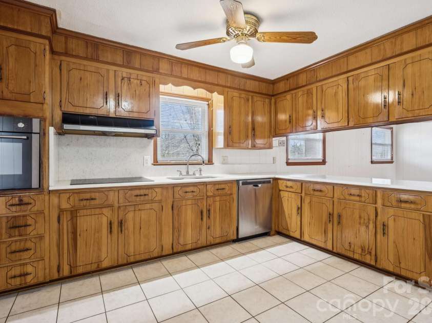 9525 Brief Road, Charlotte, NC 28227.  MLS# CAR4344624, YatesRealty ID 3028. 