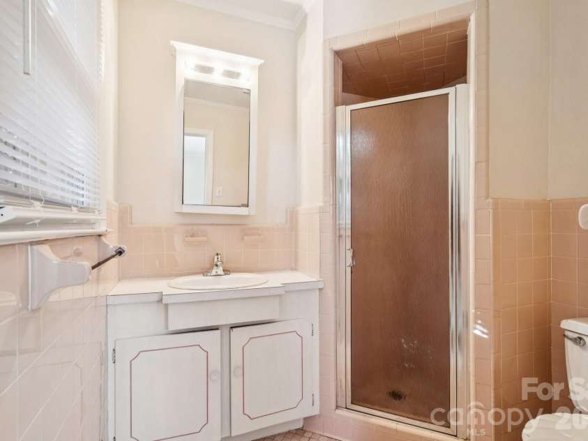 9525 Brief Road, Charlotte, NC 28227.  MLS# CAR4344624, YatesRealty ID 3028. 