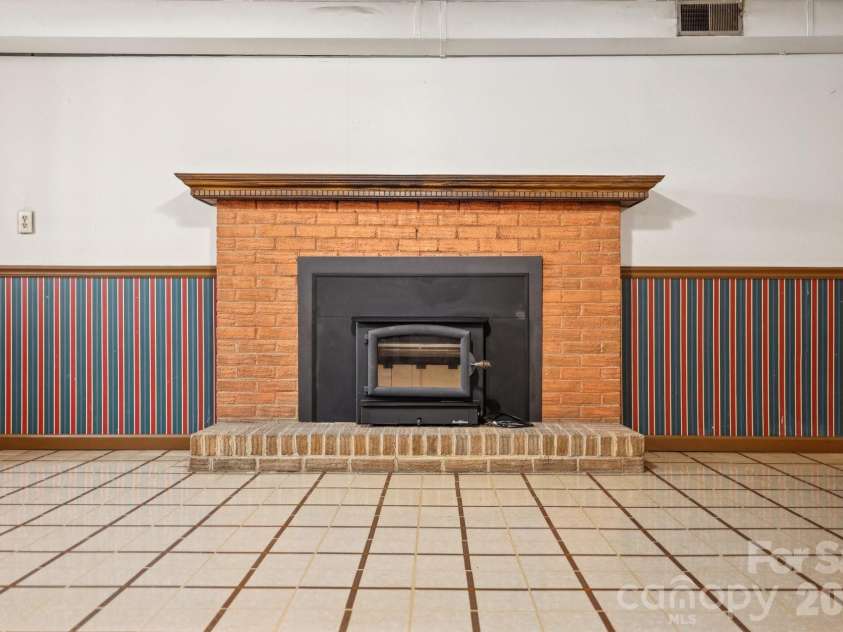 9525 Brief Road, Charlotte, NC 28227.  MLS# CAR4344624, YatesRealty ID 3028. 