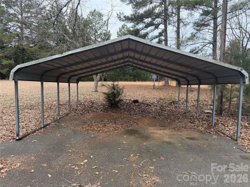 9525 Brief Road, Charlotte, NC 28227.  MLS# CAR4344624, YatesRealty ID 3028. 