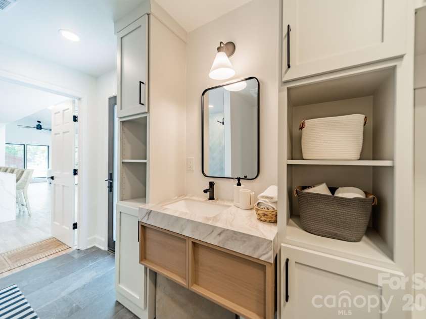 1026 Bounty Lane, Fort Mill, SC 29708.  MLS# CAR4385878, YatesRealty ID 30280. Full Bathroom on Main Floor