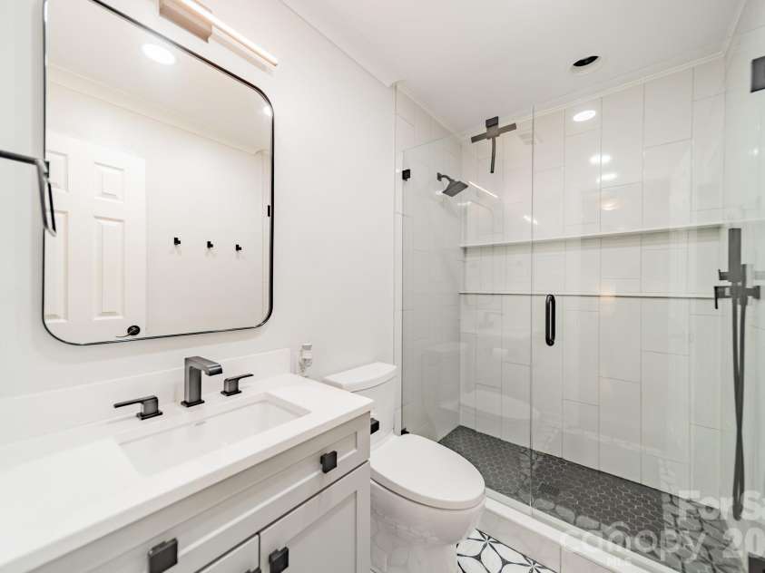 1026 Bounty Lane, Fort Mill, SC 29708.  MLS# CAR4385878, YatesRealty ID 30280. Full Bathroom Upstairs 