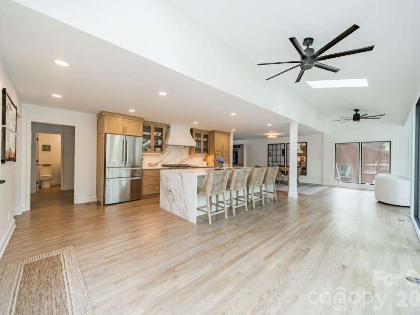 1026 Bounty Lane, Fort Mill, SC 29708.  MLS# CAR4385878, YatesRealty ID 30280. Large Gathering Spaces
