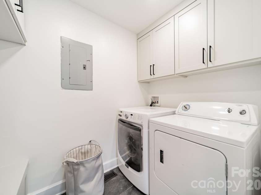 1026 Bounty Lane, Fort Mill, SC 29708.  MLS# CAR4385878, YatesRealty ID 30280. Laundry Room 