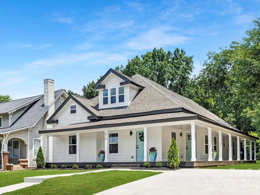 316 14th Street, Salisbury, NC 28144.  MLS# CAR4284632, YatesRealty ID 30280. 