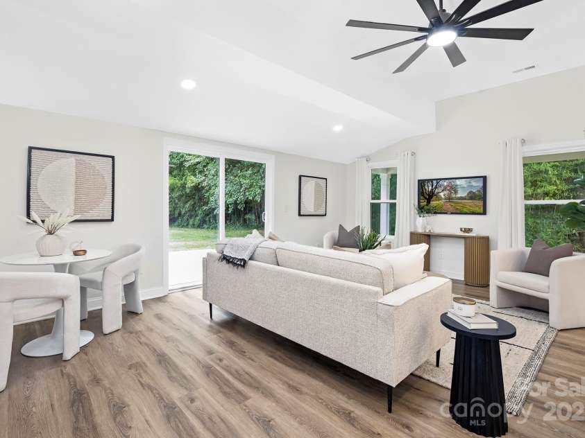 316 14th Street, Salisbury, NC 28144.  MLS# CAR4284632, YatesRealty ID 30280. 